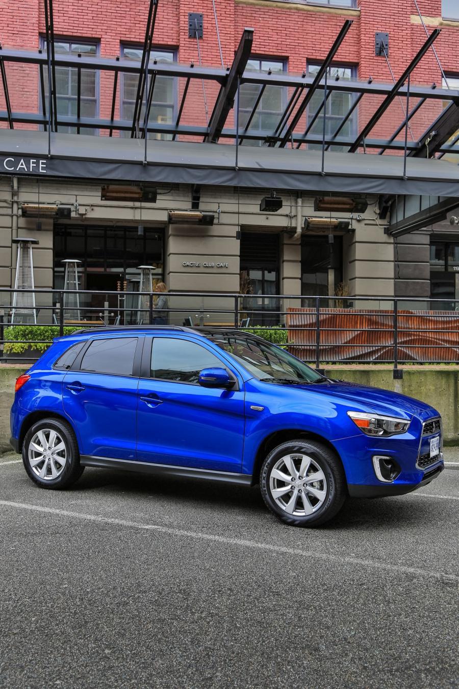  Mitsubishi RVR 2016 года  (CA) (фото 2 из 27)